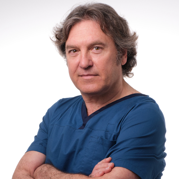 Dr. Carlos González Alonso